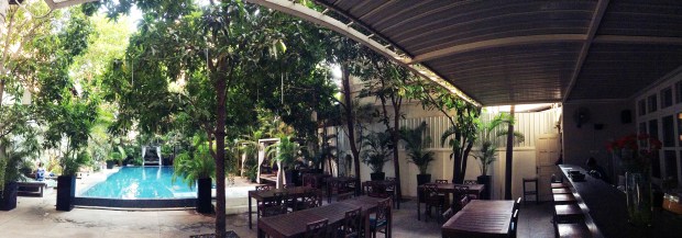 Pool area Blue Lime Hotel